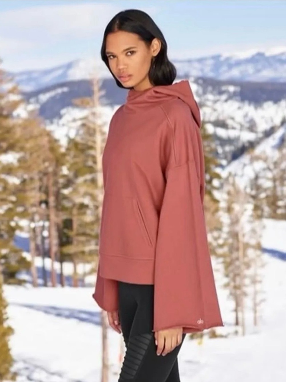 ALO Yoga Women's Dusty Rose Hooded Pullover Sweatshirt